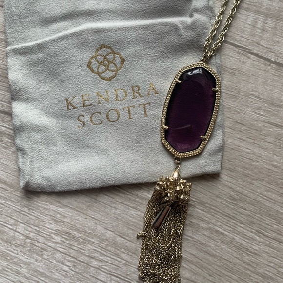 Kendra Scott Jewelry - Kendra Scott Pendant Necklace